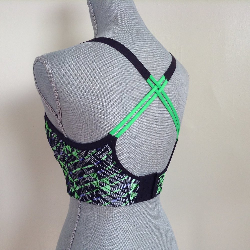 NEW VSX Victoria's Secret Elevate Contour Colorblock Sports Bra Black Green 32C